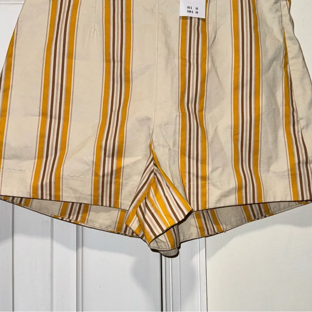 Abercrombie and Fitch yellow beige striped cotton high rise shorts XS NWT